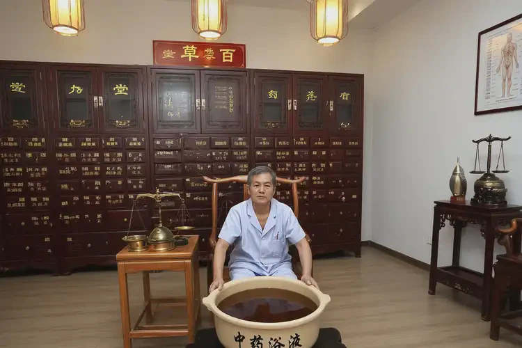 老年人肛周容易長(zhǎng)濕疹可以治好嗎(圖3)