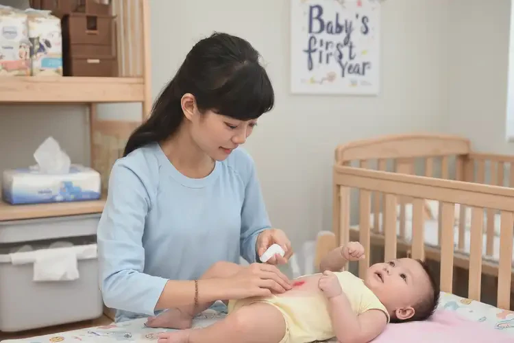 新生兒肚子上長濕疹可不可以根治(圖3)