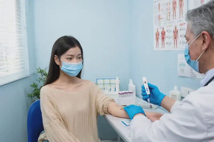 產(chǎn)婦小腿上出現(xiàn)濕疹可不可以根治(圖1)