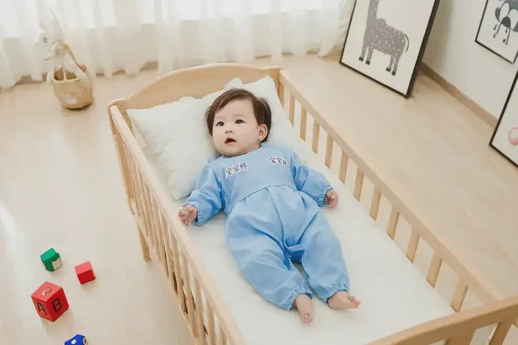 嬰幼兒肚子出濕疹能靠自己自愈嗎(圖1)