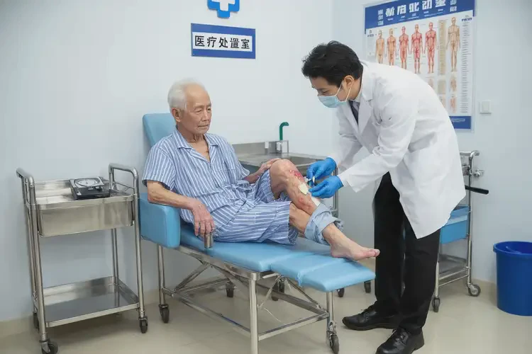 老年人大腿容易長濕疹可不可以根治(圖3)