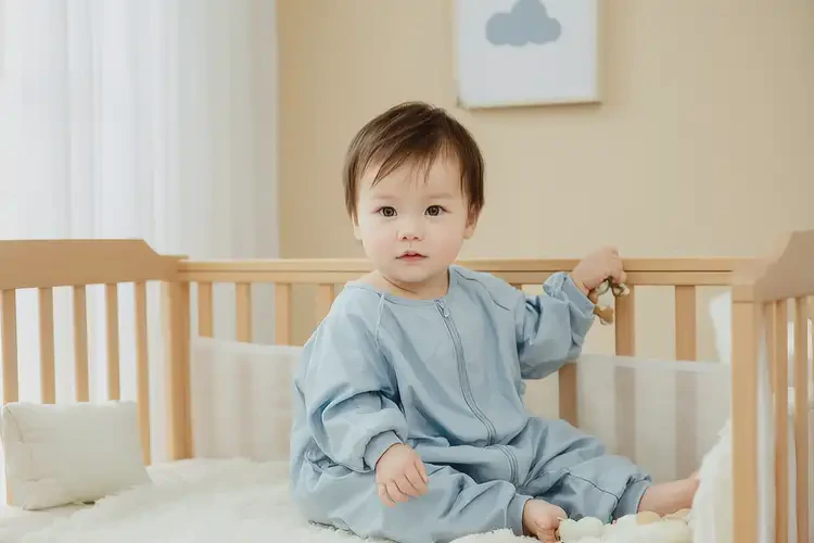 嬰幼兒手臂上偶爾長濕疹可以治好嗎(圖1)