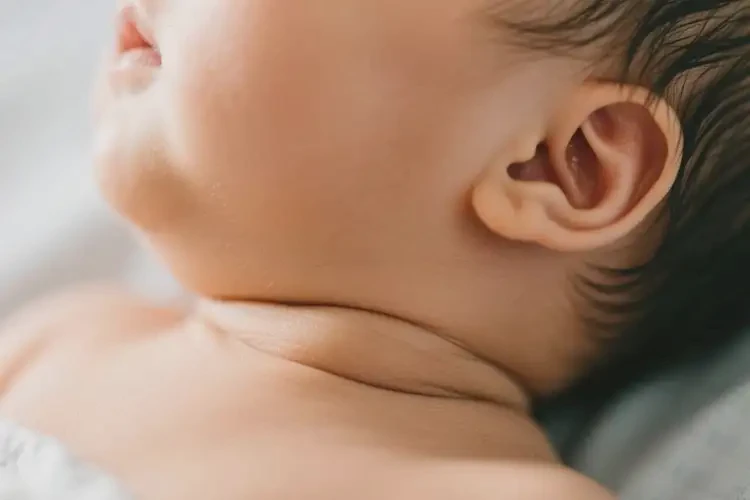 新生兒脖子上經(jīng)常起濕疹可不可以根治(圖2)