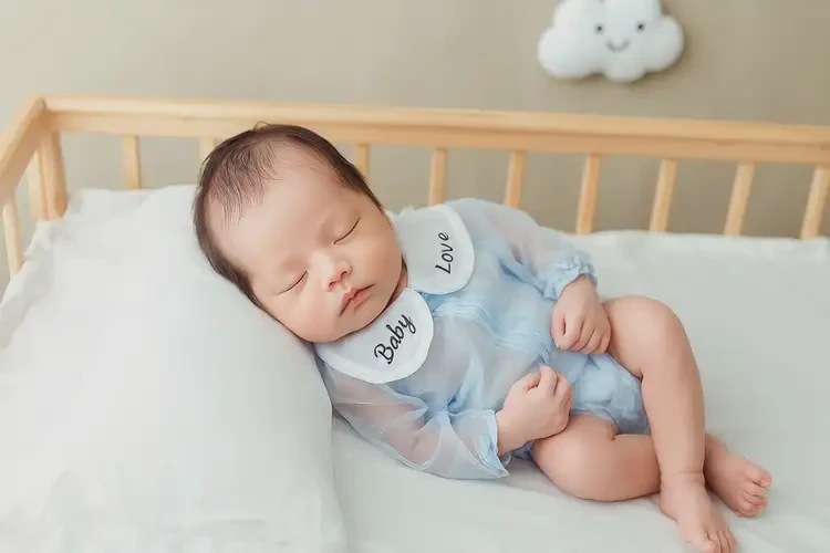 新生兒大腿上偶爾起濕疹可不可以根治(圖1)