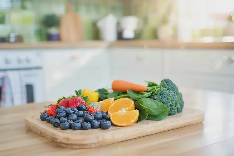 高齡老人脖子上容易長(zhǎng)濕疹可不可以根治(圖1)