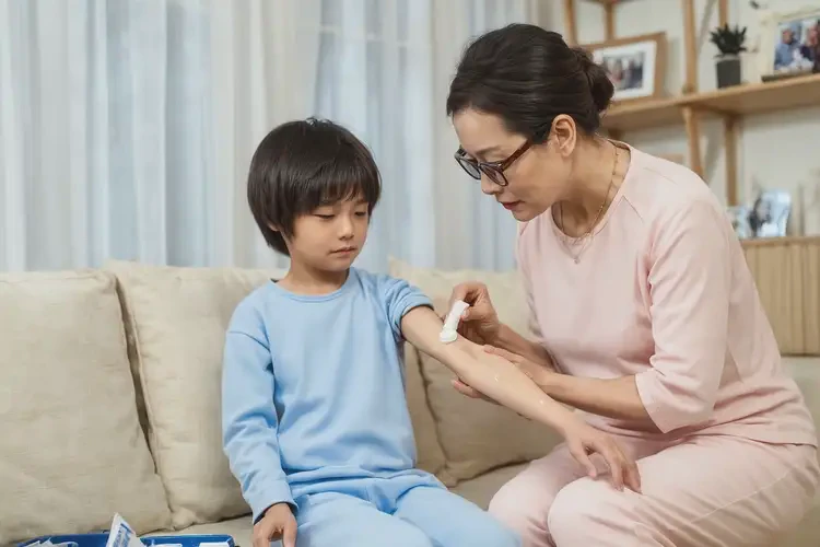 小孩肛周經(jīng)常起濕疹可不可以根治(圖2)