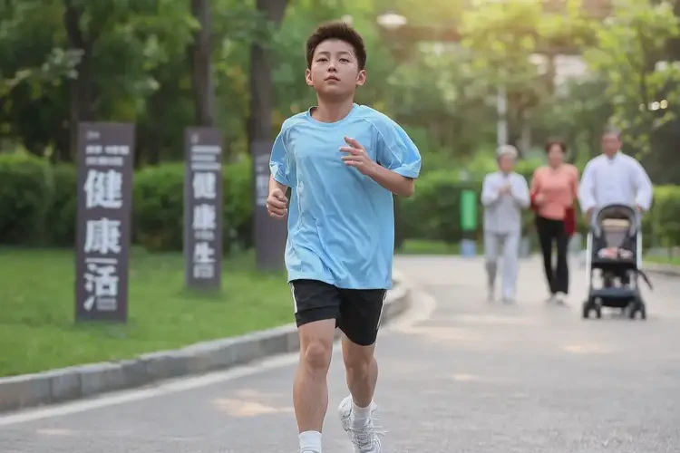 中學生屁股上容易起濕疹可不可以根治(圖1)