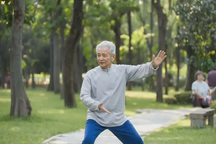 老年人全身容易起濕疹能靠自己自愈嗎(圖1)