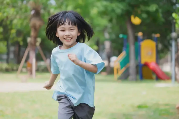 小學生脖子出現(xiàn)濕疹可不可以根治(圖1)