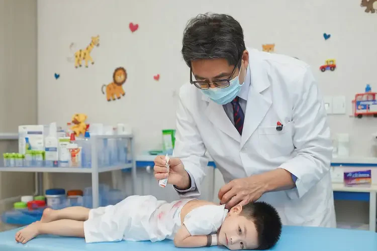 少兒屁股偶爾長(zhǎng)濕疹可不可以根治(圖3)