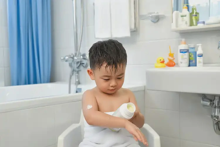 兒童手臂容易起濕疹可以治好嗎(圖1)