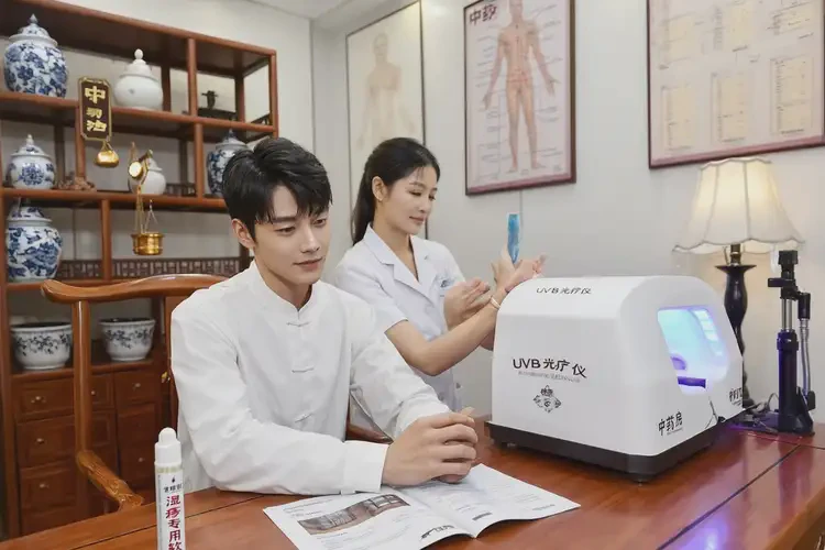 青年人手上容易長(zhǎng)濕疹可不可以根治(圖3)