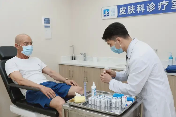 男生小腿出濕疹可不可以根治(圖3)