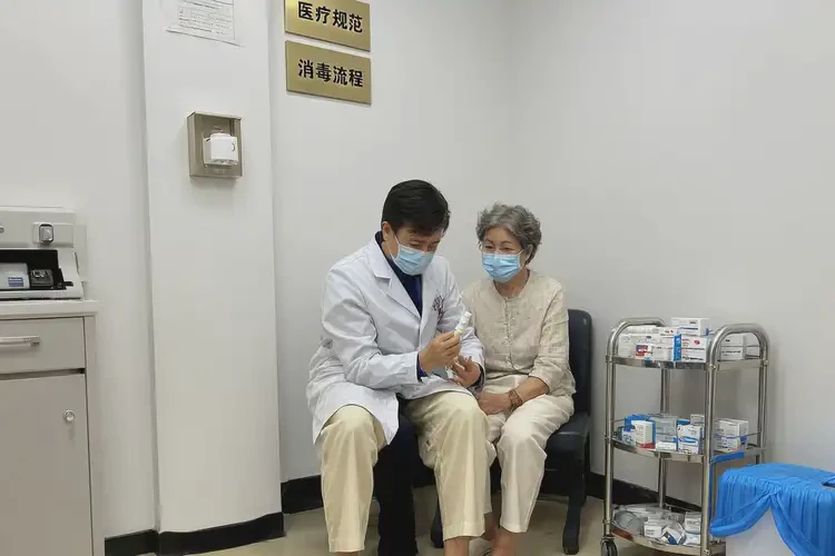 女人腳上長濕疹可不可以根治(圖3)