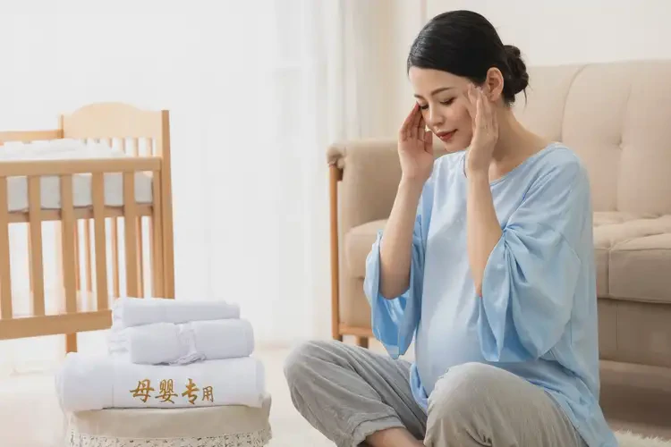 產(chǎn)婦屁股上容易長濕疹可以治好嗎(圖1)