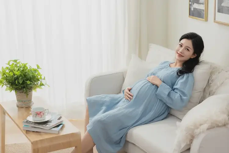 孕婦小腿上經(jīng)常起濕疹可以治好嗎(圖1)