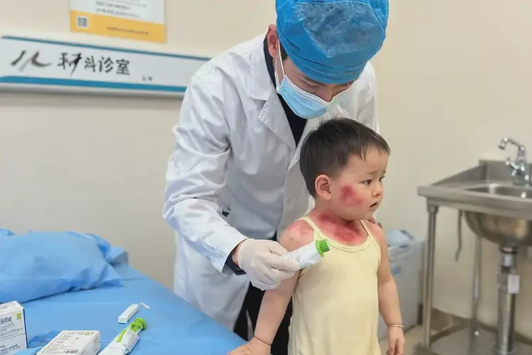 小兒脖子上出濕疹可以治好嗎(圖3)