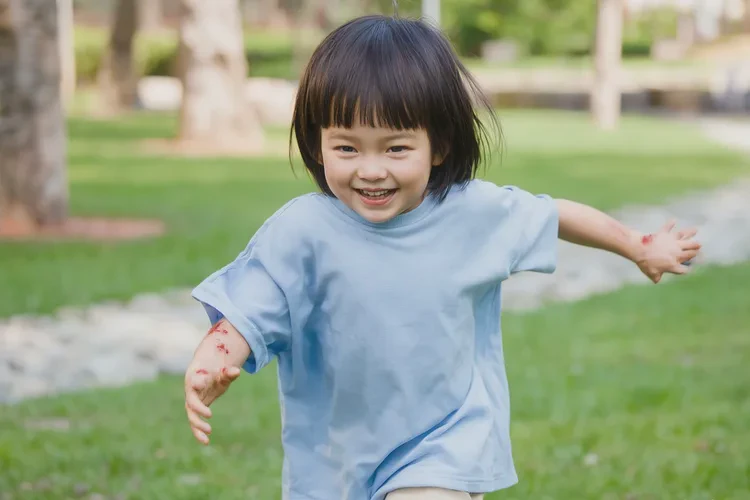 孩子手臂上出濕疹可以治愈嗎(圖2)