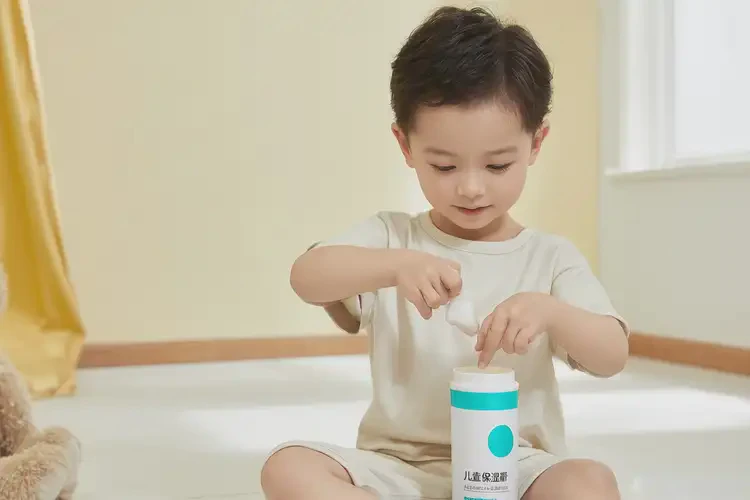 少兒全身經(jīng)常起濕疹可以治好嗎(圖1)