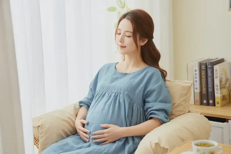 孕婦肚子上經(jīng)常起濕疹可以治好嗎(圖1)