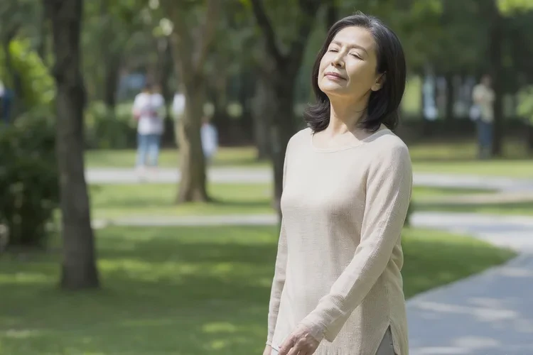 哺乳期媽媽小腿經(jīng)常起濕疹能靠自己自愈嗎(圖4)