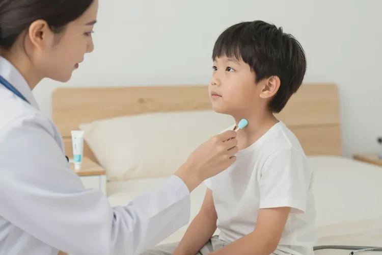 小孩脖子經(jīng)常長濕疹可以治愈嗎(圖2)