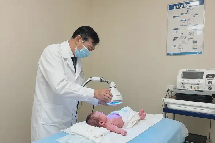 寶寶肚子有濕疹可以治好嗎(圖1)