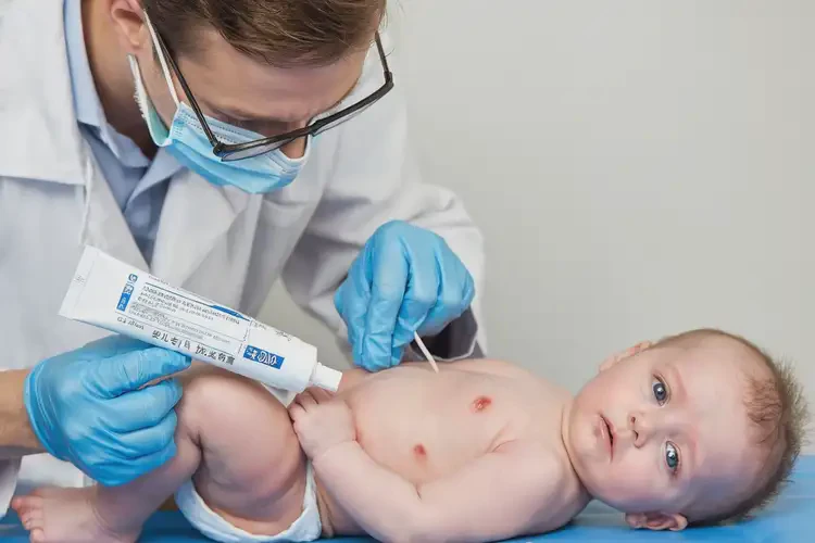 嬰兒肛周經(jīng)常長(zhǎng)濕疹可以治好嗎(圖4)