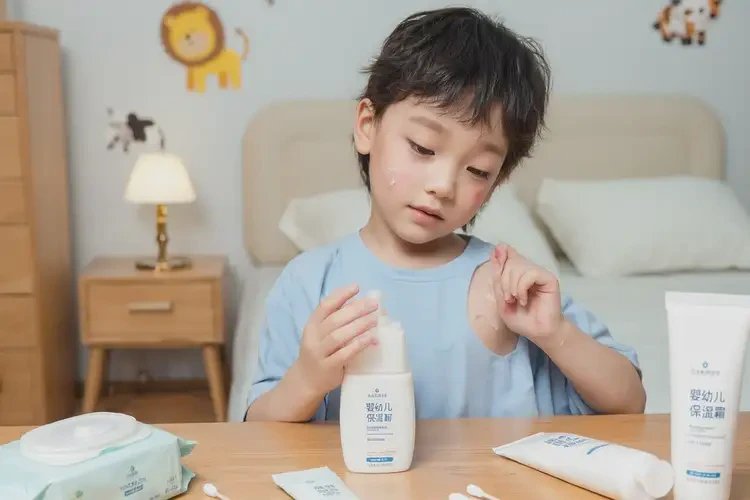 小兒四肢偶爾起濕疹可以治好嗎(圖2)