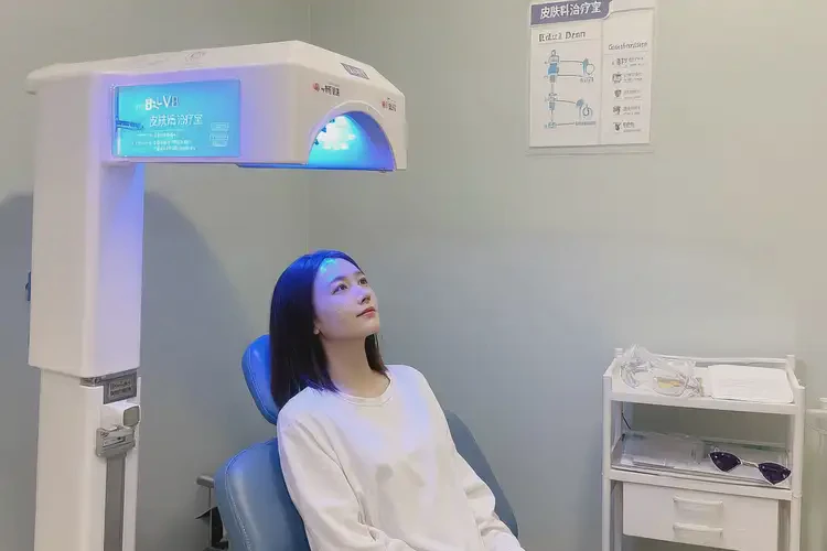 女生面部經(jīng)常長(zhǎng)濕疹可不可以根治(圖3)