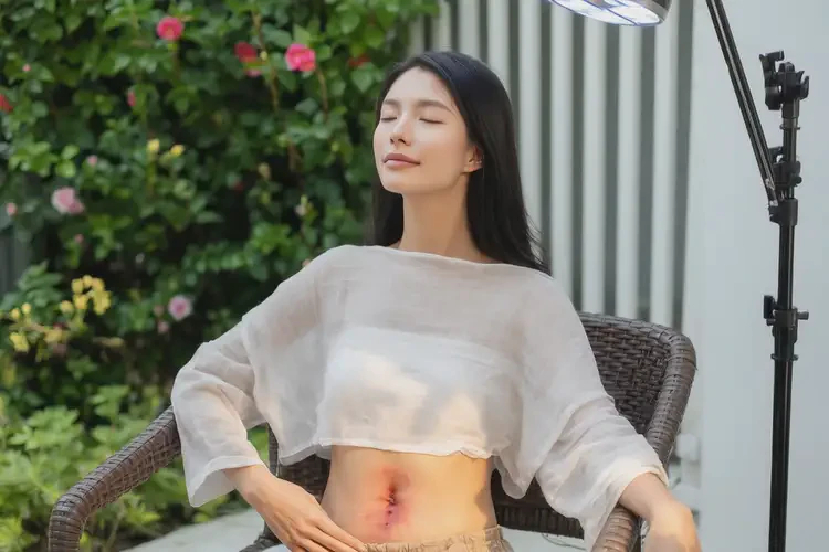 女生肚子經(jīng)常長(zhǎng)濕疹可以治好嗎(圖1)