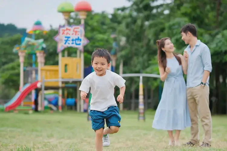 孩子肚子出現(xiàn)濕疹可不可以徹底自愈(圖1)