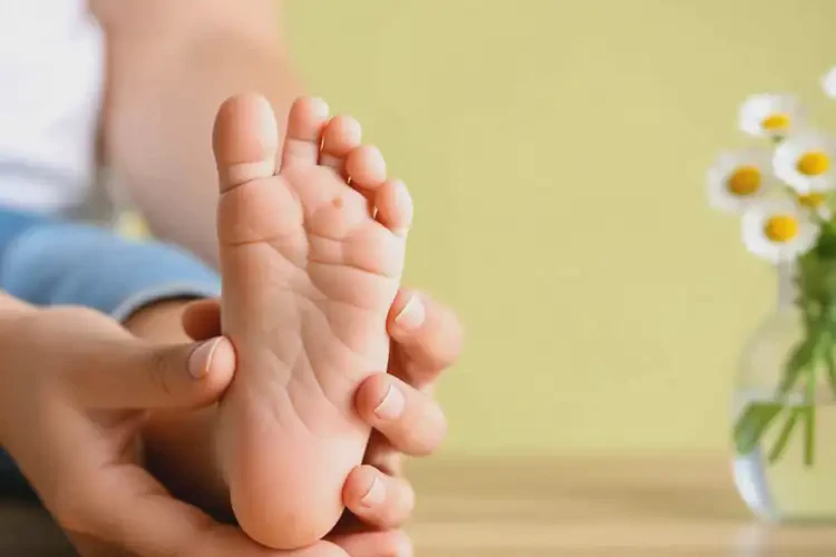 幼兒腳上偶爾起濕疹可以治好嗎(圖2)