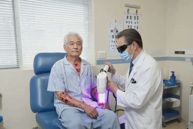 老年人全身有湿疹可以治好吗(图3)