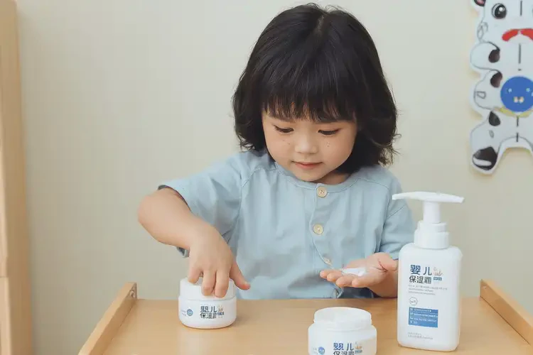 少兒大腿上容易起濕疹可以治好嗎(圖2)