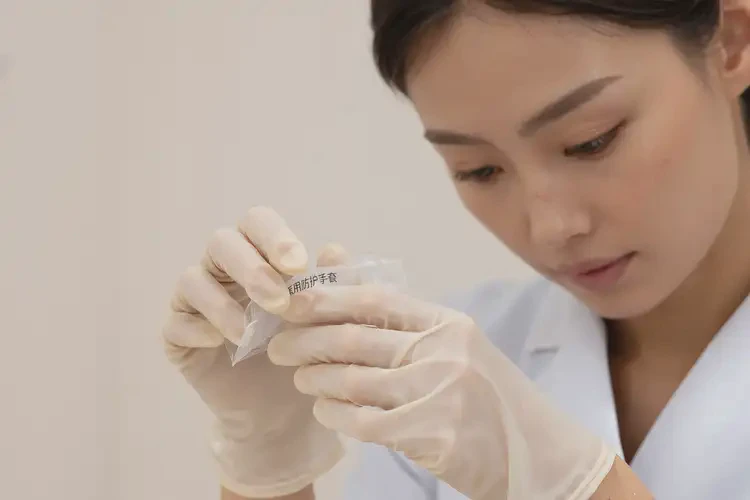 女人手上出濕疹可不可以根治(圖2)