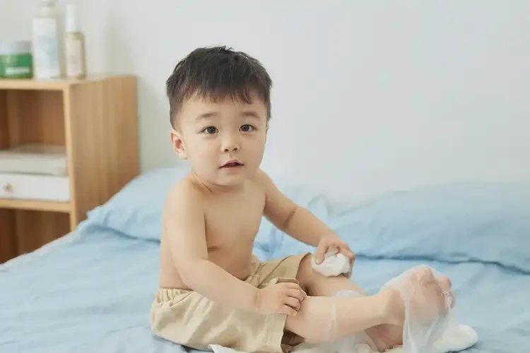 幼兒腳上有濕疹可以治好嗎(圖2)