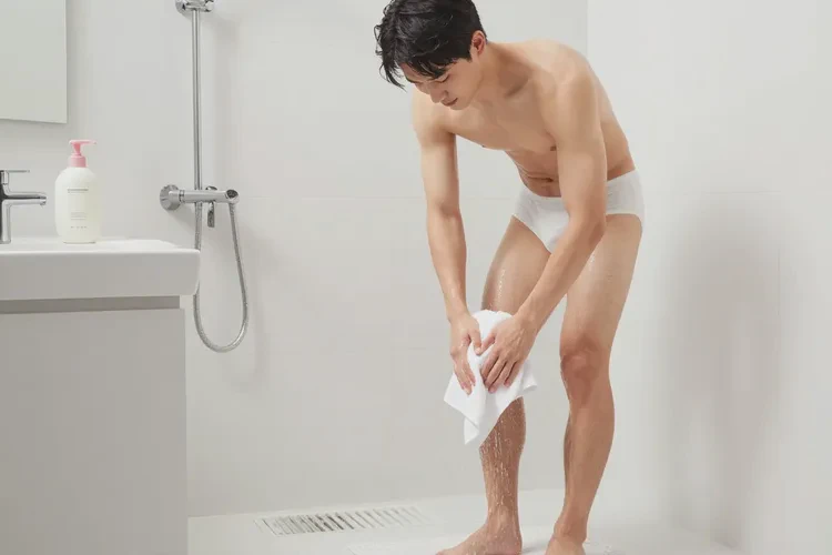 青年人四肢容易長濕疹能靠自己自愈嗎(圖2)