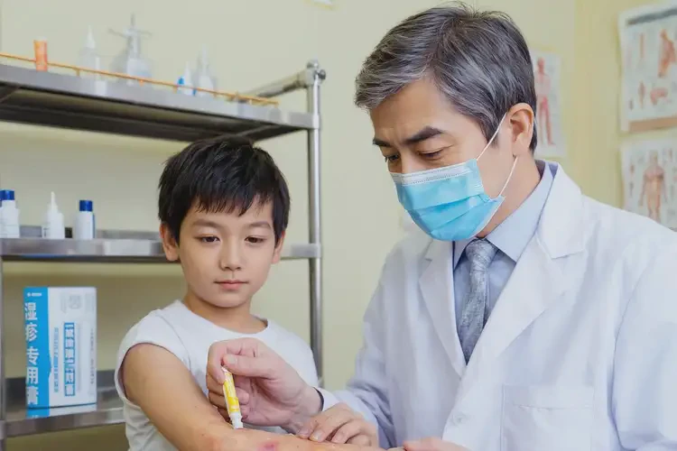 少兒手上起濕疹可以治好嗎(圖3)