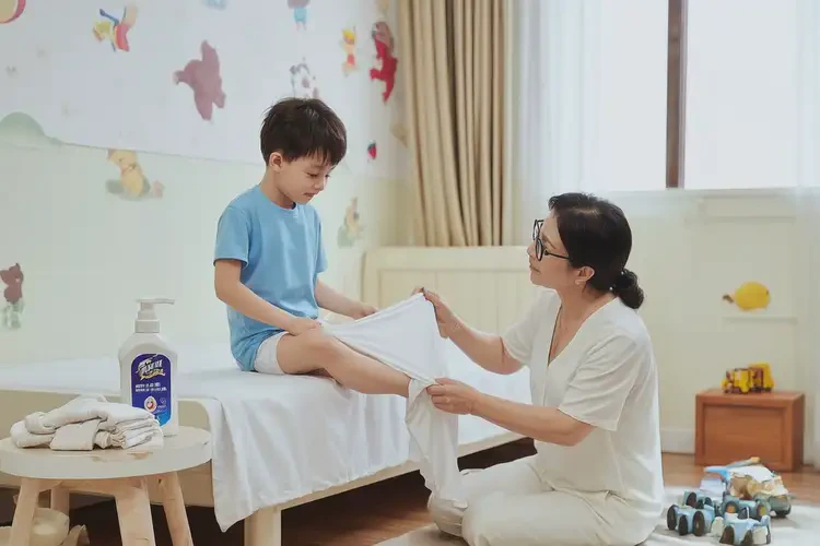 小學(xué)生屁股容易起濕疹不管它會自己自愈嗎(圖3)