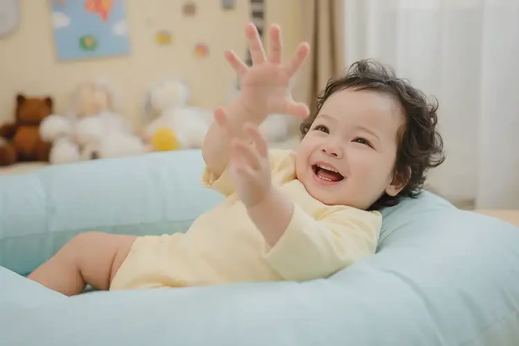 幼兒肚子上出現(xiàn)濕疹可不可以根治(圖1)