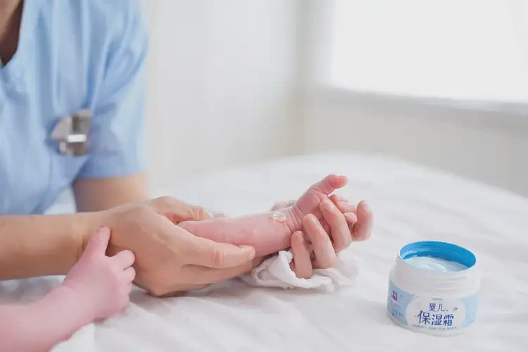 新生兒手臂容易起濕疹可不可以根治(圖3)