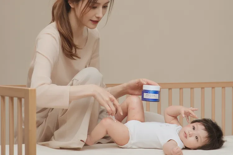 嬰兒大腿容易起濕疹可以治愈嗎(圖1)