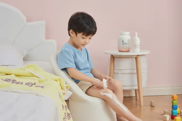 小孩小腿上起濕疹可以治好嗎(圖2)