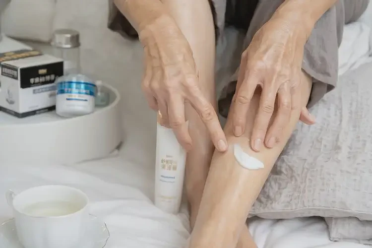 哺乳期媽媽小腿上容易起濕疹可不可以根治(圖4)