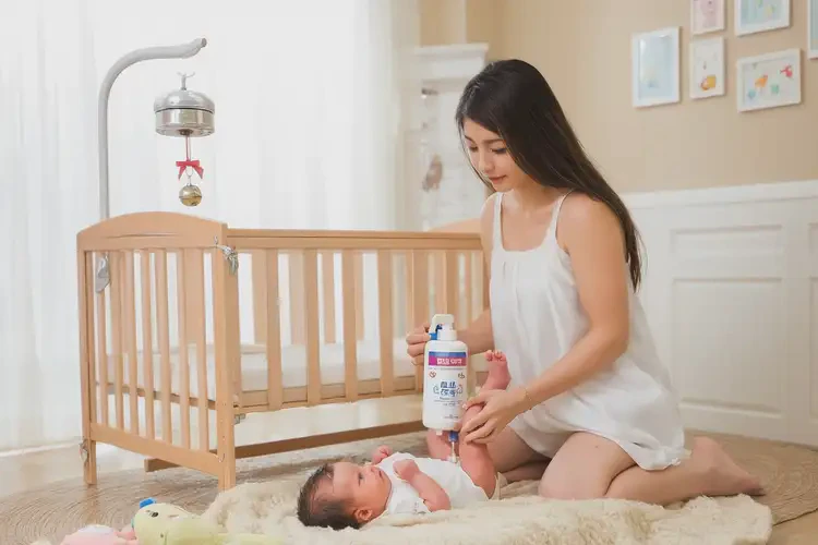 新生兒小腿偶爾起濕疹可以治好嗎(圖3)