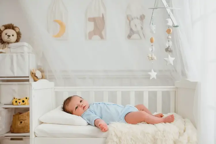 新生兒小腿偶爾起濕疹可以治好嗎(圖1)