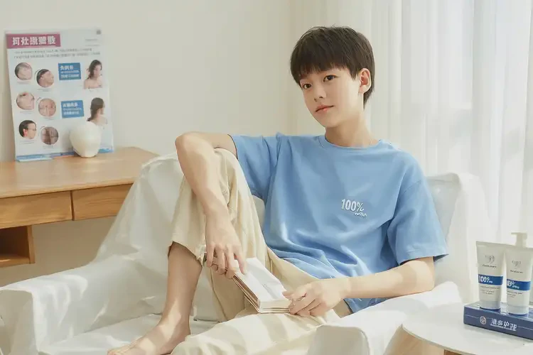 青少年肚子上偶爾起濕疹可以治好嗎(圖2)