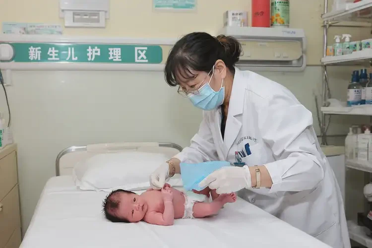 新生兒肛周容易起濕疹可不可以根治(圖3)