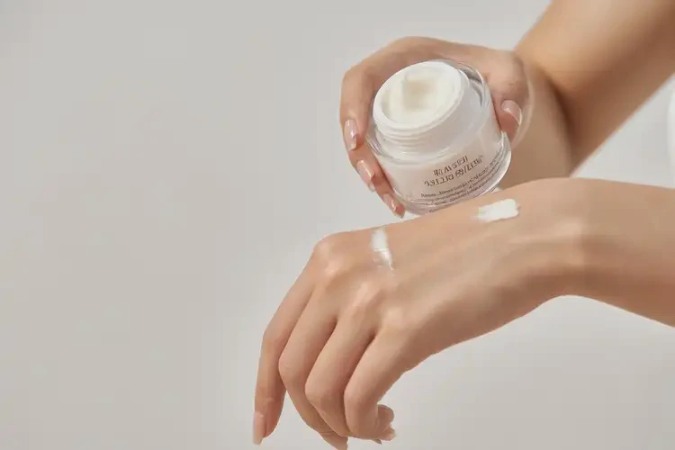 女人手上出濕疹可不可以根治(圖3)